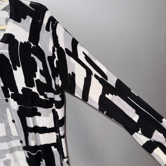 Joseph A. Womens Medium Cardigan Sweater Black & White Abstract Pattern - Picture 2 of 6